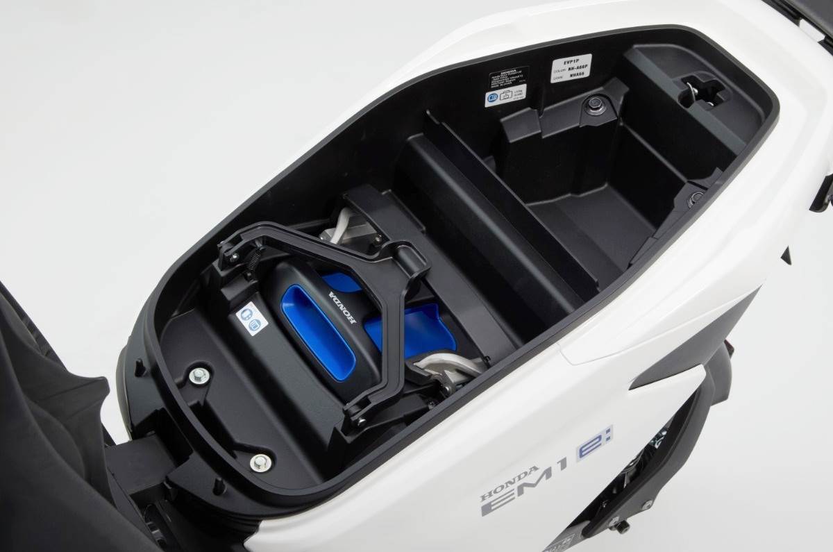 Honda EM1 Electric Scooter Battery