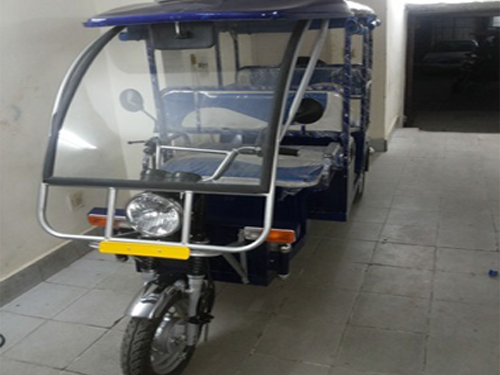 E Rajdoot Electric Rickshaw