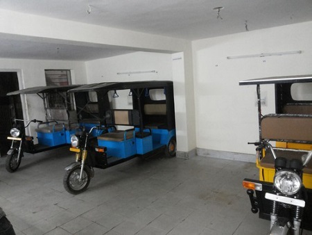 E Rajdoot Solar Rickshaw