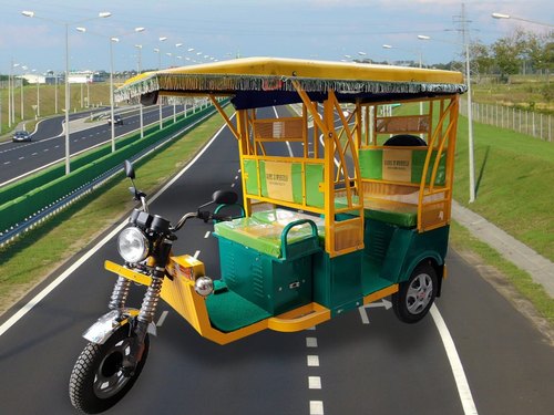 Guruji E Rickshaw Deluxe Passenger