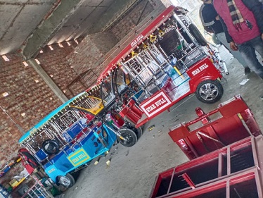 Star Bull Prince E Rickshaw