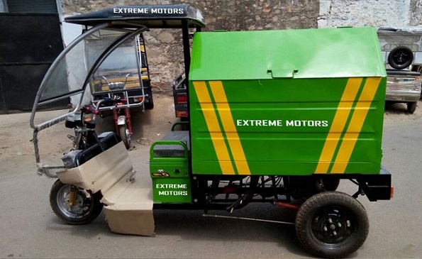 Extreme Motors E Rickshaw Garbage Loader