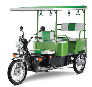 Gram Tarang Rechargeable Battery Rickshaw