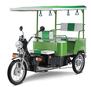 Gram Tarang Rechargeable Battery Rickshaw