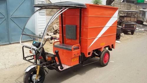 Kuku Container Rickshaw
