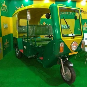 Queen Premium Plus Rickshaw