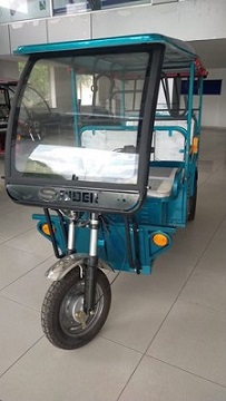 Rider E Rickshaw Skyline