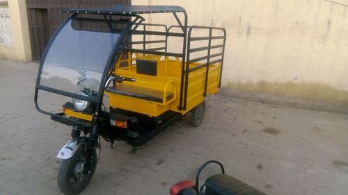 SN Solar Energy Battery Rickshaw Loader